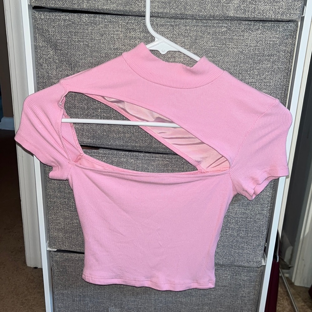 Tiger Mist pink cutout crop top size XS